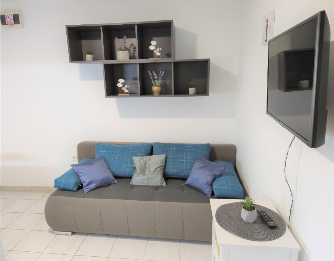 Apartments Rak ヴィス エクステリア 写真
