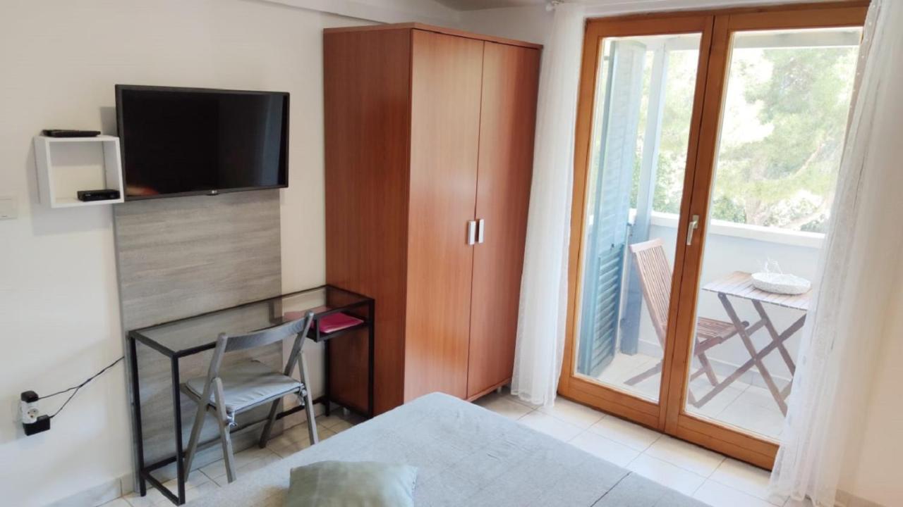 Apartments Rak ヴィス エクステリア 写真
